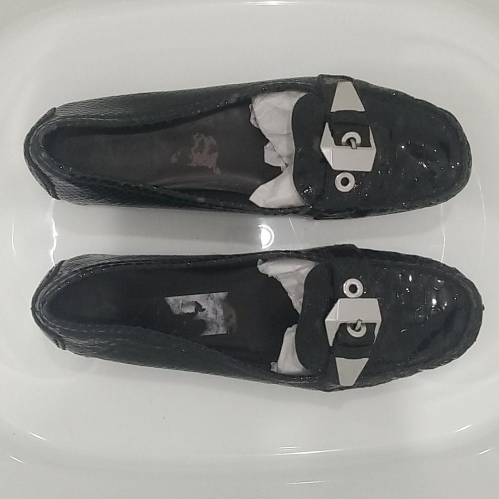 Stuart Weitzman Snakeskin Pattern Loafers Sz 8.5